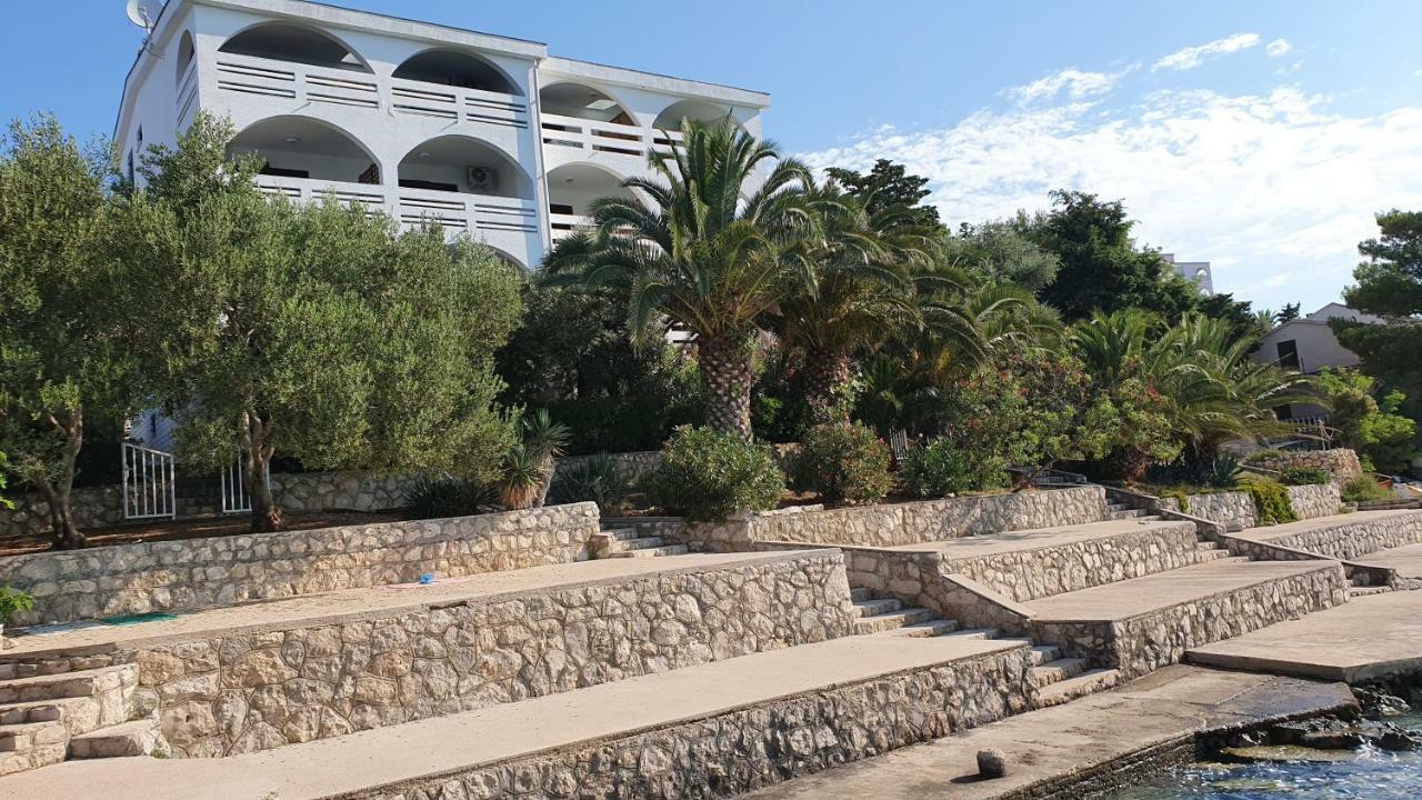 Apartments Anica Beber Borovići エクステリア 写真